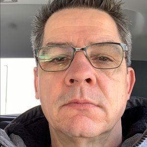 Meet your Posher, Eric